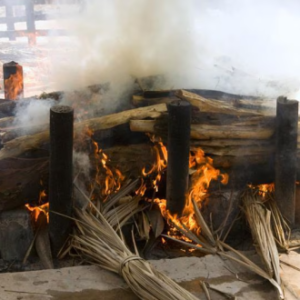 Hindu-Cremation-590x330